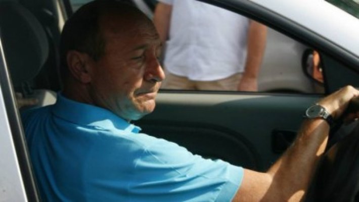 Traian Băsescu se află în staţiunea Neptun